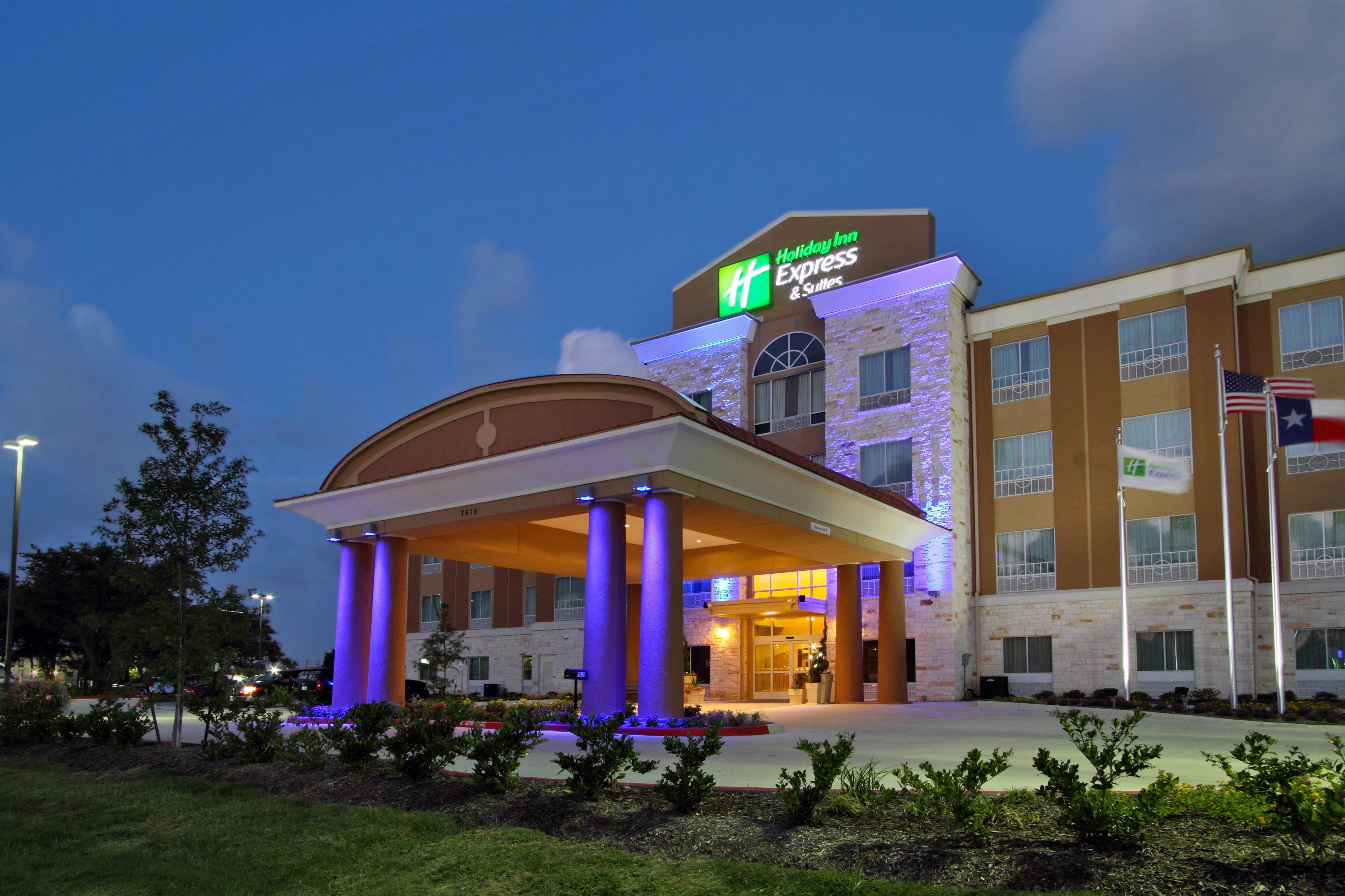 Holiday Inn Express & Suites Houston East - Baytown, An Ihg Hotel Ngoại thất bức ảnh